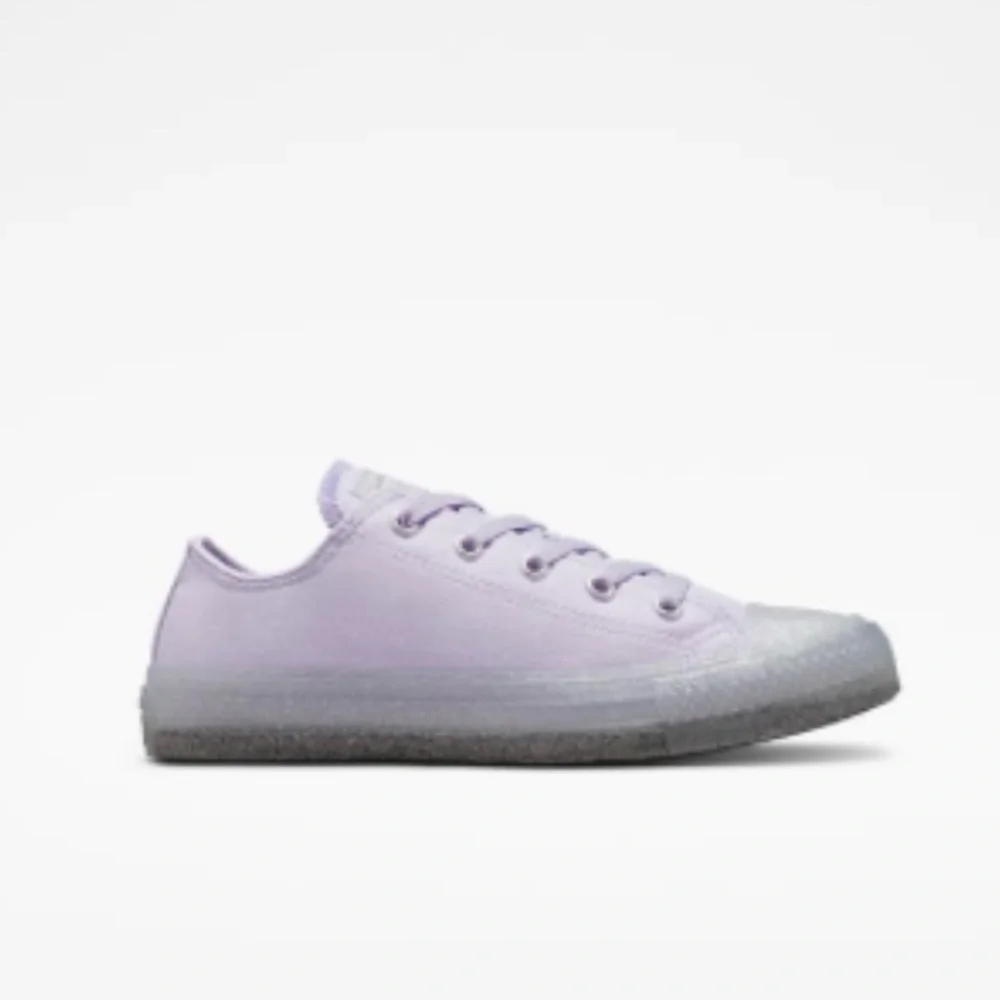 NIB Converse Chuck Taylor All Star Glitter